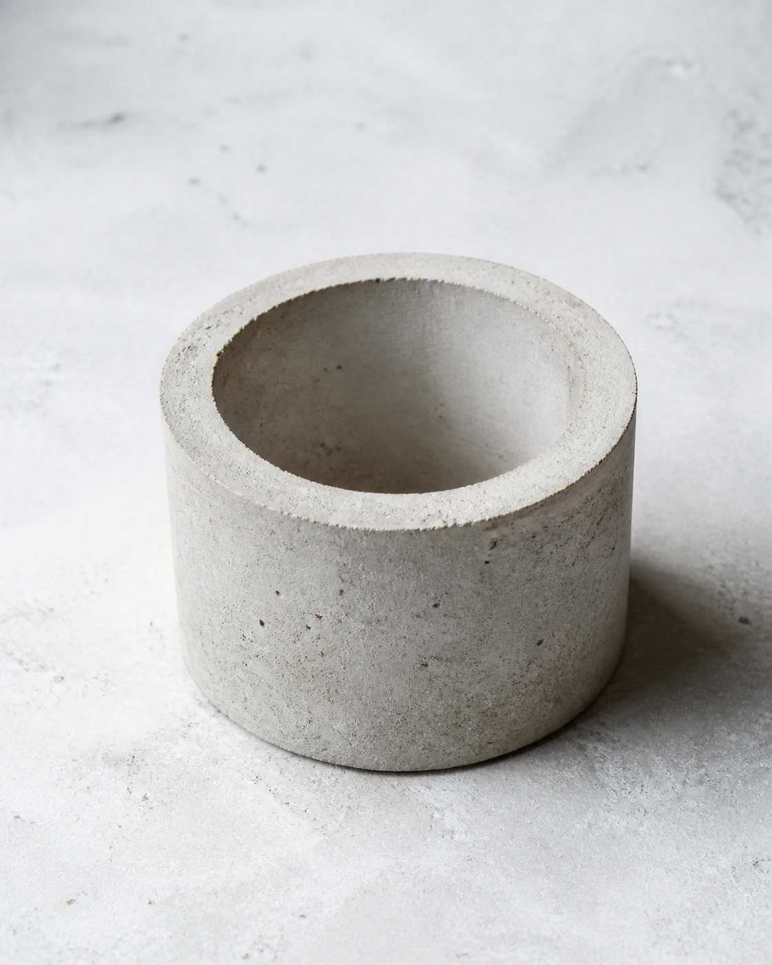 Concrete PHC pile ring specimen made with an autoclave-free admixture.